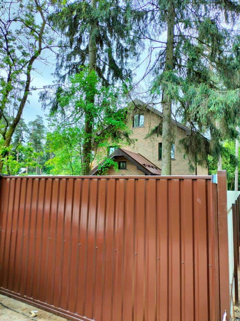 Окна VEKA Proline 70 в шоколадно-коричневом цвете
